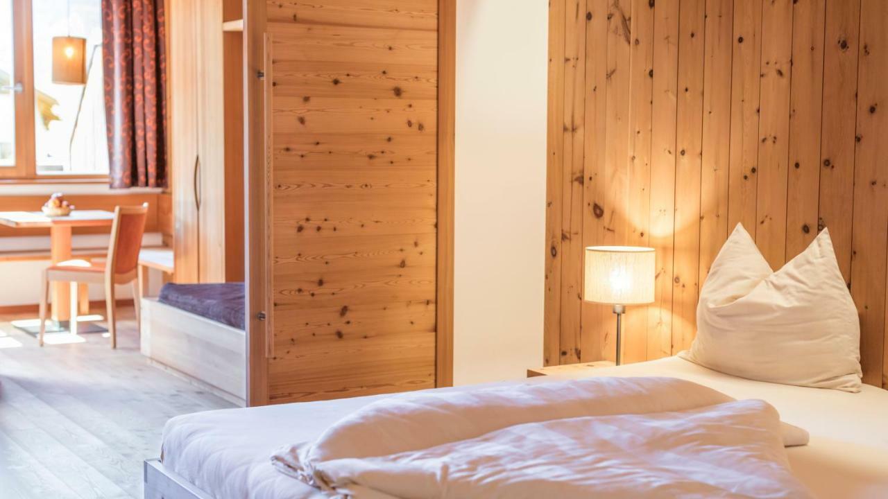 Biohotel Theiner'S Garten لانا المظهر الخارجي الصورة